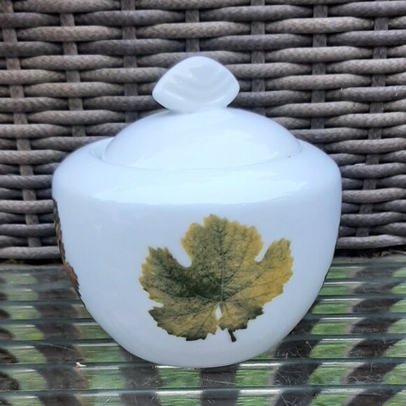 Studio Nova Leaf Harmony Covered Sugar Bowl - Picture 2 of 8